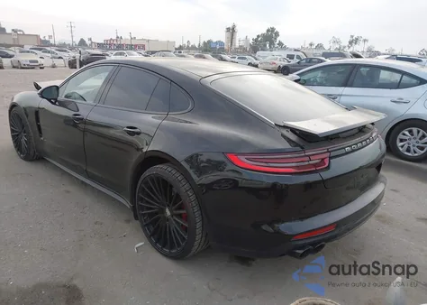 2018 Porsche Panamera 4 из США, поврежденный, VIN WP0AA2A73JL100554